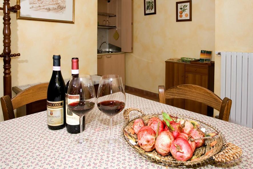 Agriturismo Antichi Poderi Gallina Neive Εξωτερικό φωτογραφία