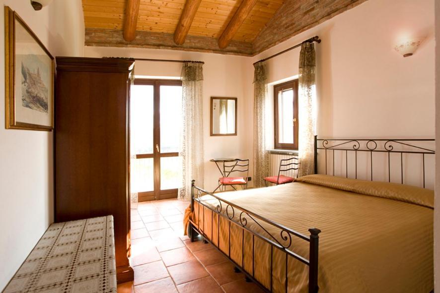Agriturismo Antichi Poderi Gallina Neive Εξωτερικό φωτογραφία