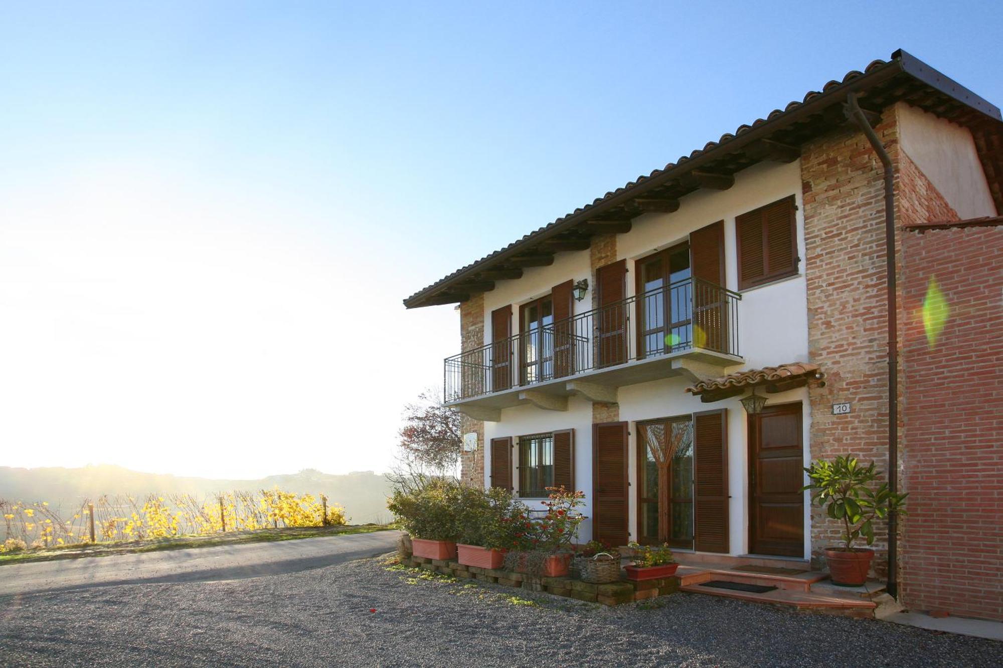 Agriturismo Antichi Poderi Gallina Neive Εξωτερικό φωτογραφία